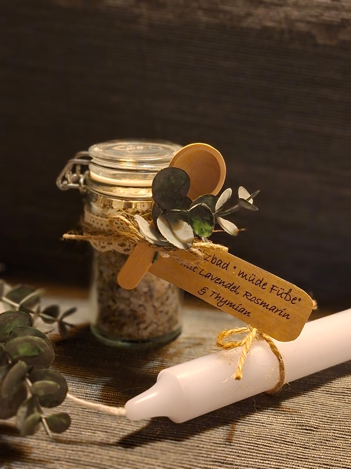 Bild von Präsent - Geschenk - müde Füße